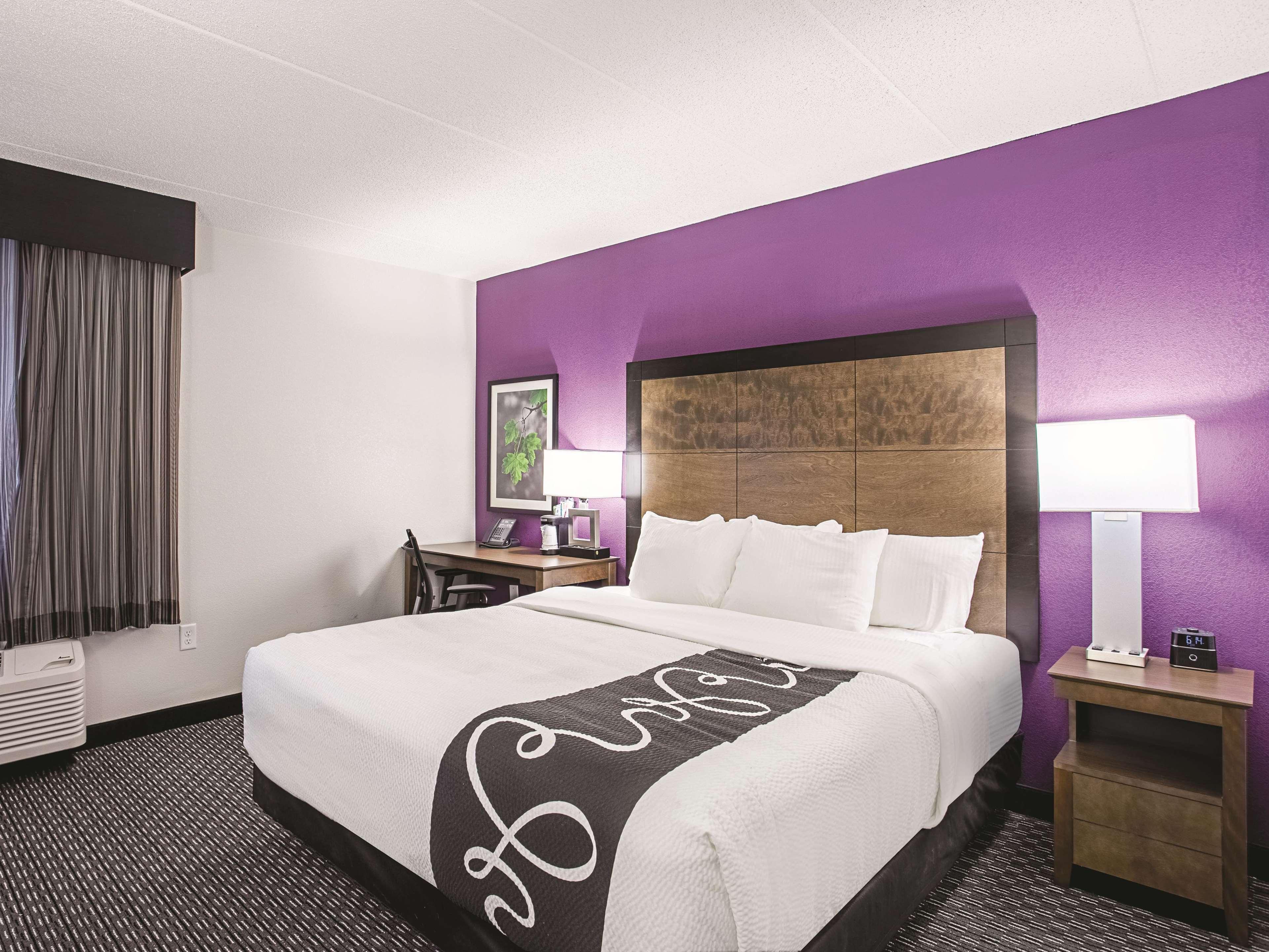 La Quinta By Wyndham Baltimore N / White Marsh Rosedale Экстерьер фото