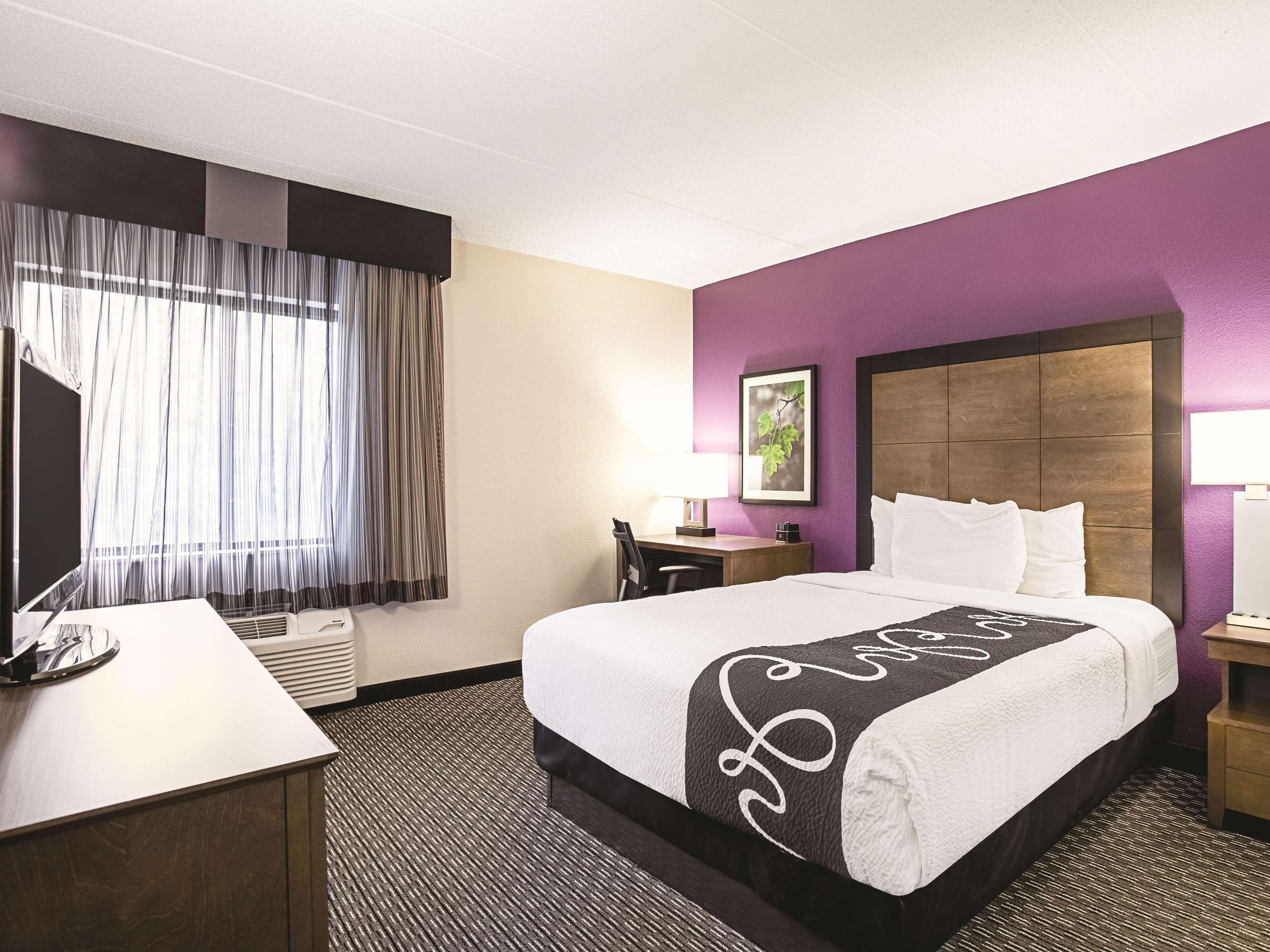 La Quinta By Wyndham Baltimore N / White Marsh Rosedale Экстерьер фото