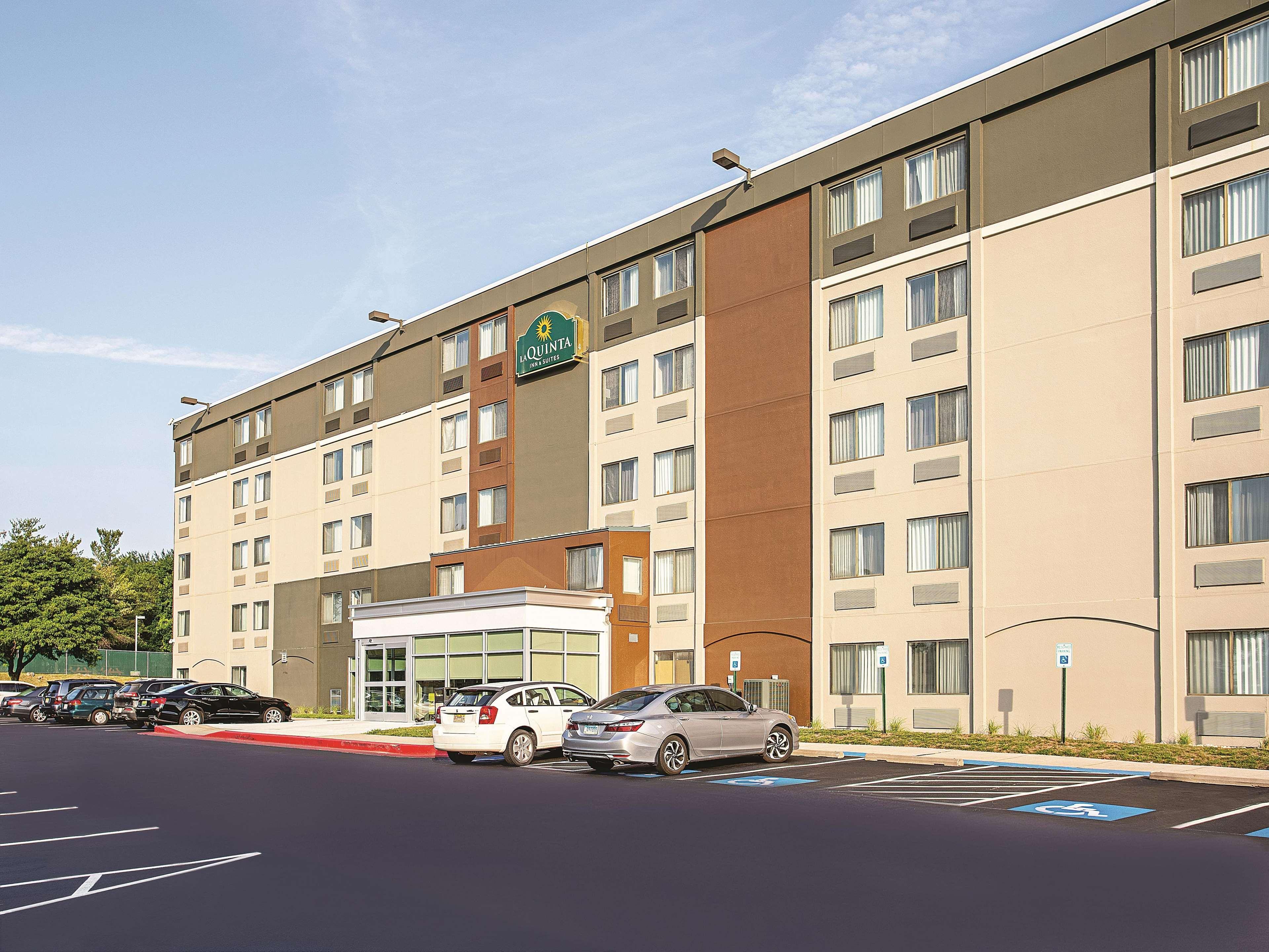 La Quinta By Wyndham Baltimore N / White Marsh Rosedale Экстерьер фото