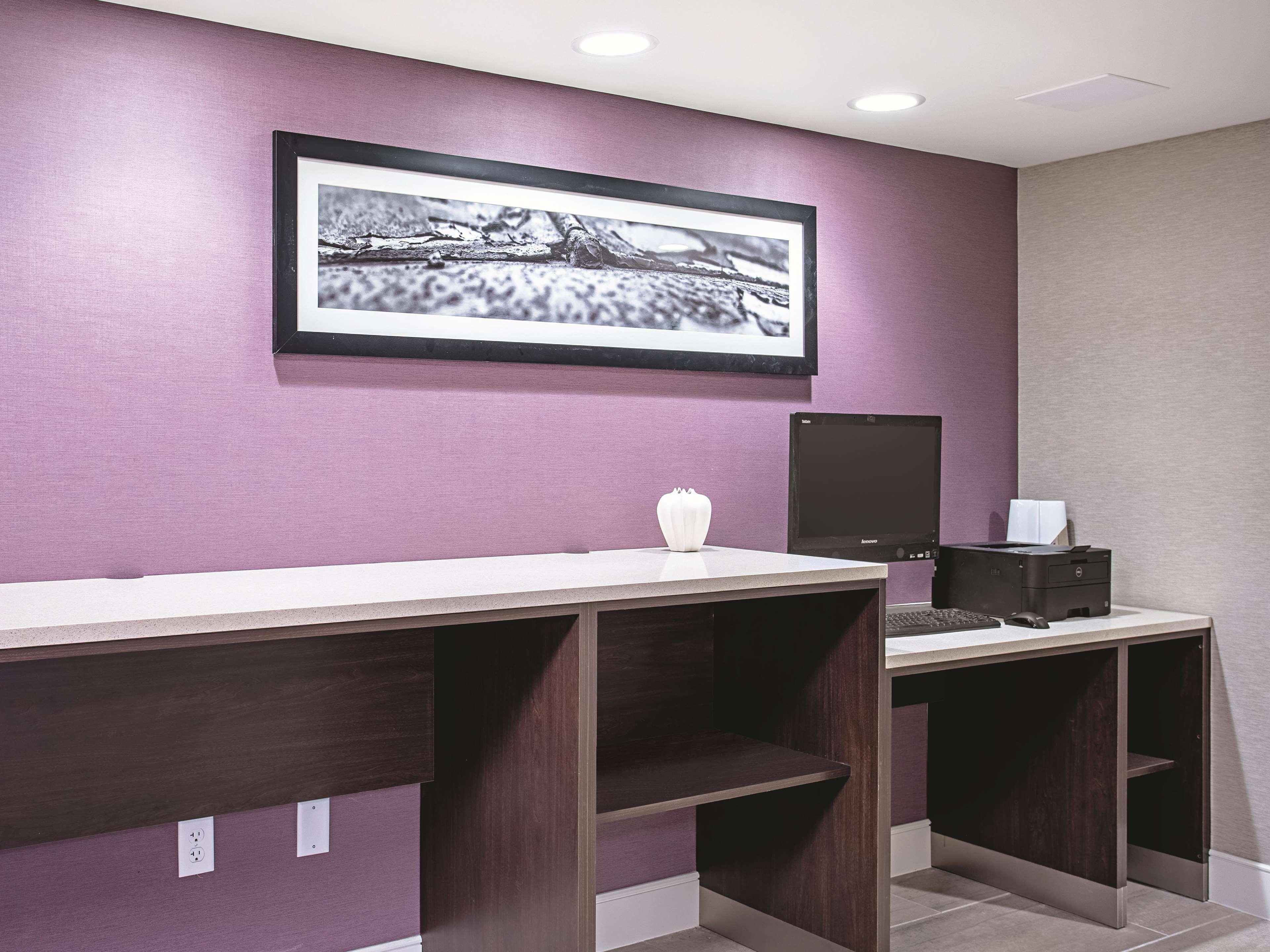 La Quinta By Wyndham Baltimore N / White Marsh Rosedale Экстерьер фото