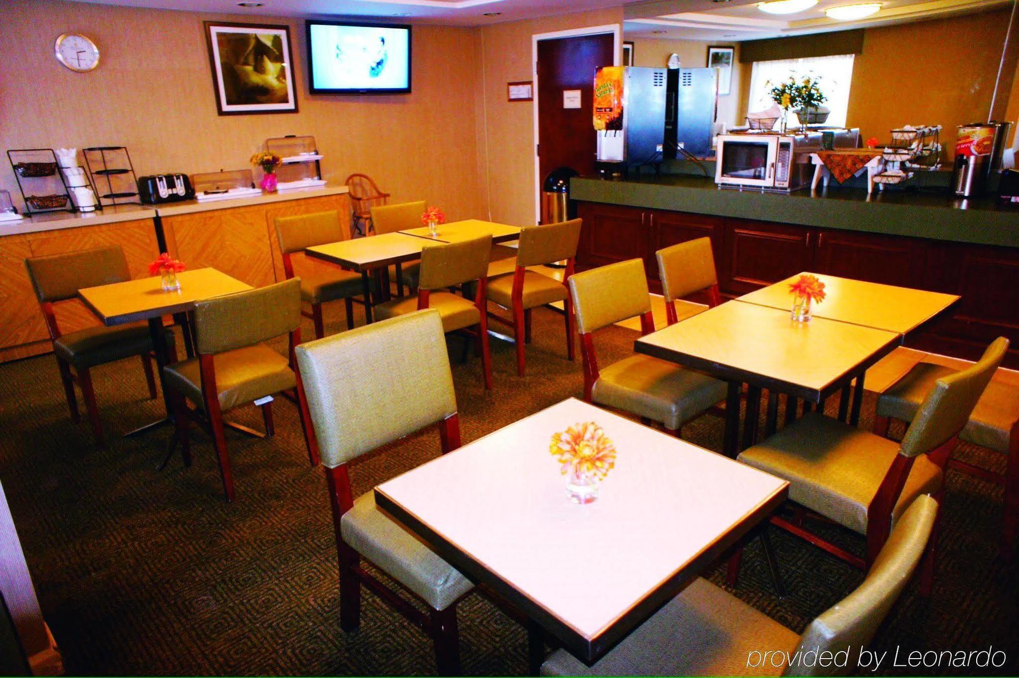 La Quinta By Wyndham Baltimore N / White Marsh Rosedale Экстерьер фото